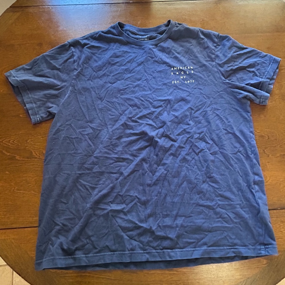 Nwot American Eagle shirt
